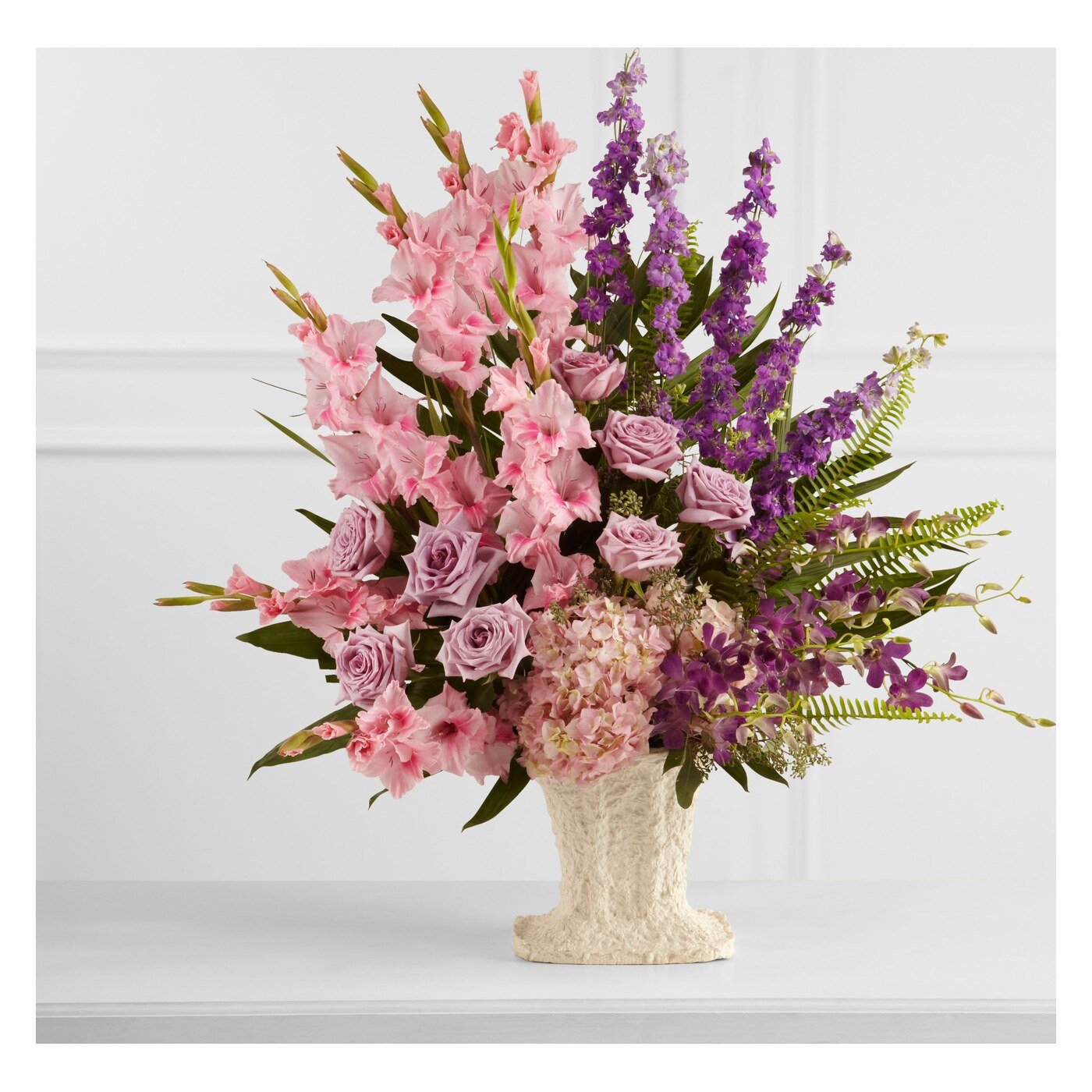Flowing Garden Arrangement