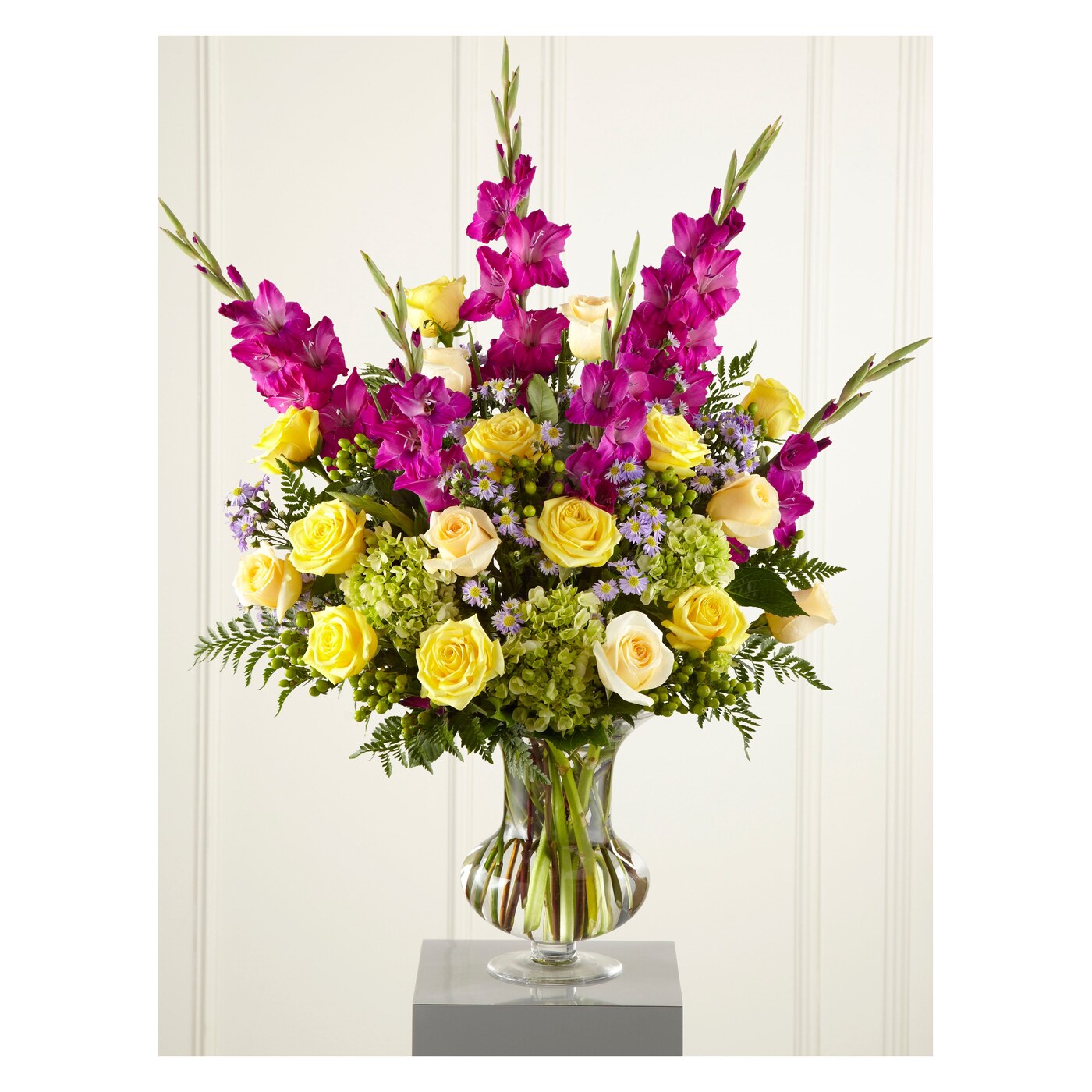 Loveliness Arrangement